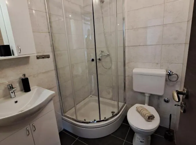 Levanat Apartamento *